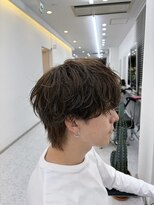 レイヴ(RAVE)&nbsp;メンズセンターパートニュアンスパーマ韓国ヘアフェザーショー