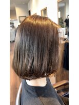 エスト(est.)&nbsp;estraight×ミネコラトリートメント　20代30代40代50代