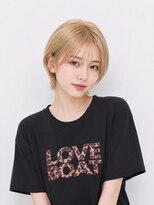 キャロル(CAROL)&nbsp;韓国ショート×ハイトーンベージュ｜小顔ショート