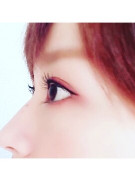 アビアンドアッシュ(Abi&Ass) まつげカール+トリートメント付き