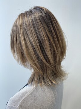 サロウィン 池袋(SALOWIN) ウルフカット×バレイヤージュ01