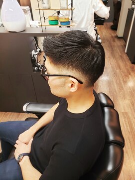 バーバー シマモト(BARBER SHIMAMOTO) フェードスタイル
