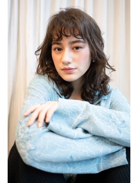 マグノリア オモテサンドウ(MAGNOLiA Omotesando) 顔周りが決め手！軽やかウェーブエアリーミディ