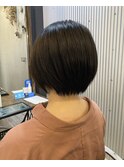 20代30代人気 耳かけショート 前下がり丸みショートボブ  中島