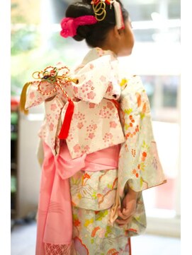 ネオリーブルカ 御茶ノ水店(Neolive Luca) 七五三着付け