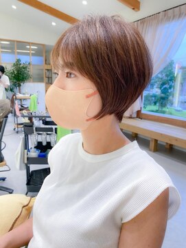 ウトウトヘア(UTUT HAIRE) 360°美人short