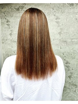 BL ブロッサム 高坂店(BL Blossom) 酸性ストレート ハイライト インナーカラー