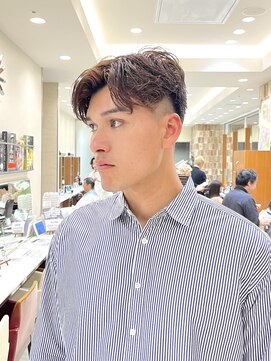 ピークアブー アヴェダ アトレ恵比寿(PEEK-A-BOO AVEDA) フェードカット/パーマ/吉田武史