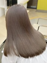 ミリ(mm)&nbsp;レイヤーカット/ウェットヘア/オリーブベージュ