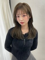 アメリ(AMELIE)&nbsp;【山岡拓也】透明感オリーブカラー