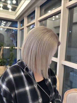 アプリバイリアン 浦和2号店(appri by Rien) ホワイトベージュ