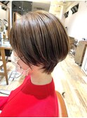 大人ショートボブ 美シルエット 小顔