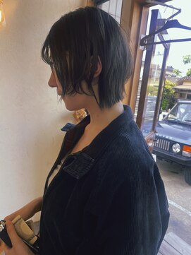 ハコ(haco.) 切りっぱなしボブウルフ