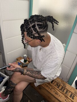 キューカンバー(CUCUMBER) タイトロープ　メンズ　※エクステ使用