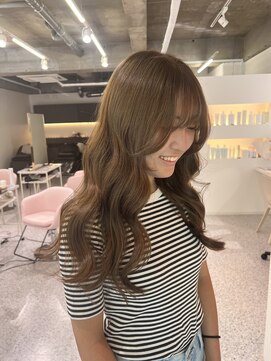 シエル 一社(cher) ブリーチ無しWカラーで透明感オリーブカラー