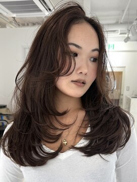 ヨロ 渋谷(YOLO) 韓国ヘアーハッシュカットレイヤーカットハイライトカラー