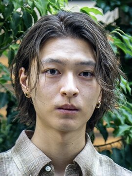 フィフス 大分(fifth) 大分スパイラルパーマメンズカットセンターパートマッシュウルフ