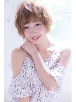 セライロ 千葉(celilo)&nbsp;『celiloスタイル』、ガーリーショート、ベージュカラー