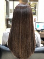 クアトロ 小山店(QUATRO) ストレートロング