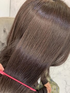 エスカーラ 表参道(THE ESCALA) 髪質改善パーソナル超音波トリートメントの艶髪【タビラマユミ】