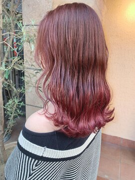 テトラ バイ ネオリーブ 横浜西口店(tetra by neolive) 濃いめピンクのグラデーションカラー☆