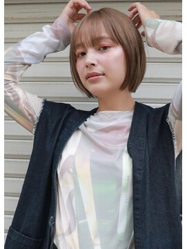 ラボ(Ravo) [Ravo]ショートボブ×ベージュ