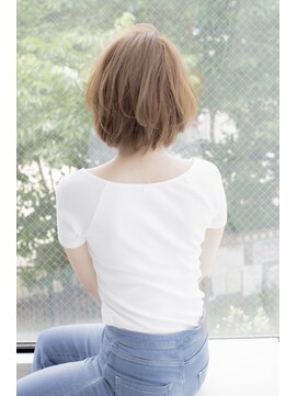 ビフィーノ ソラーレ 夙川店(bifino solare) ミディアムスタイル