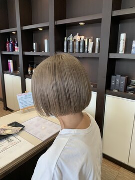 ジャパン ホンテン(JAPAN HONTEN) ベージュボブ