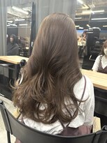 アリュウル 表参道 青山(Allure)&nbsp;小顔に見えるくびれヘア　レイヤーカット　透明感カラー　KAKO