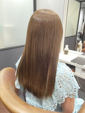 ミラレスカ 栄(MIRA RESCA) ベージュカラー