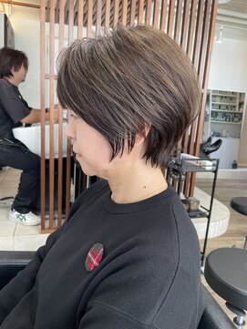 ハーツ(Heart's) 白髪ぼかし/イメチェンヘアスタイル/前髪カタログ/ショートボブ