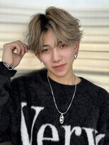 ジーナ 天神(Zina)&nbsp;フェザーパーマ/センターパート