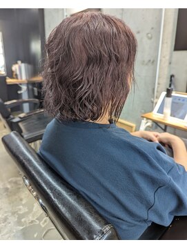 ローハ アゲオ(Lowha -ageo-) 白髪とクセを活かして健康的なナチュラルヘアに