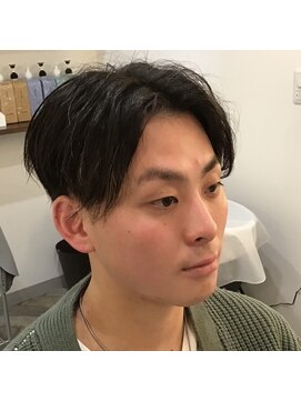 カプセルヘアーサロン(CAPSELL Hair Salon) センターパート