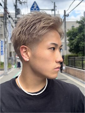 刈部倶楽舞 難波店 スパイキーショート×ミルクティーグレージュ!