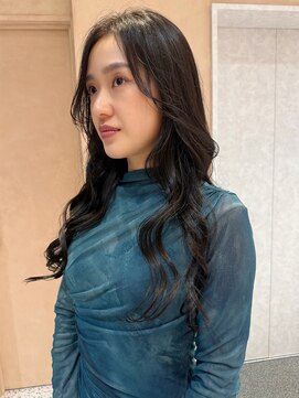 オン キャナルシティ博多前店(on) 【晴音】顔まわりレイヤー/ダークグレー/ロング/20代