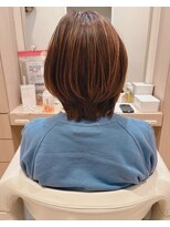 コーエン(cowen)&nbsp;アプリコットカラー丸みショートボブ絶壁オレンジひし形40代