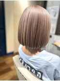 ミルクティーベージュ