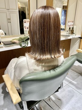 ネオリーブカフ 鶴ヶ峰店(Neolive caff) 切りっぱなしボブ×ハイライト×ラベンダーアッシュ
