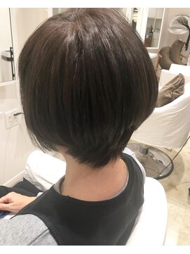 ヘアーデェカラー(hair de KOLOR) ショートボブヘア