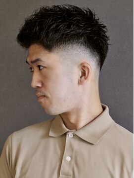 ロワジール(Loisirs) ソフトパーマ×スキンフェード