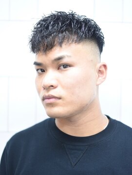 メリケンバーバーショップ コウベ(MERICAN BARBERSHOP KOBE) 七三オールバックツイストパーマかき上げヘアコンマヘアv7