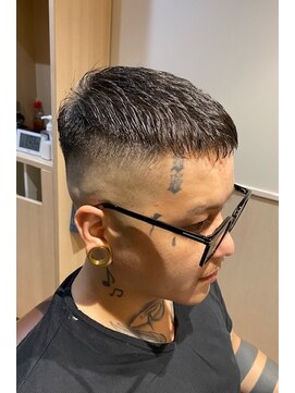 エヌドットバーバー ヒロオ(N.BARBER HIROO) フェード×クロップスタイル<広尾><恵比寿><学割U24>