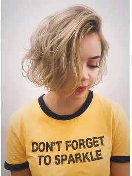 アン センター南(un) ◆ホワイトブロンドボブ【髪質改善オージュア/イメチェン】