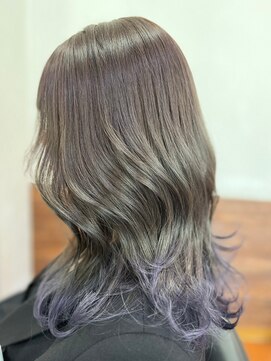 アークスヘアー 大人可愛いアッシュグレージュ×裾カラーパープル