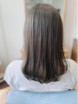 ウル(ulu) 艶感！オリーブグレージュ