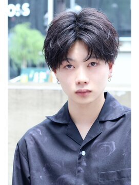 リップス レイ ギンザ(LIPPS Ray GINZA) センターパート×コンマバングツーブロックマッシュ