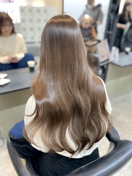 スティル カラン(STILL calin) 明るめベージュ