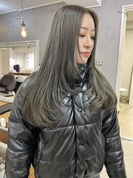 ナツ(Natu.) オリーブグレージュ / 中森しゅう