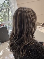 ルプル バイ フェイス 磯子(L'pul by face) シルバーアッシュコントラストハイライト